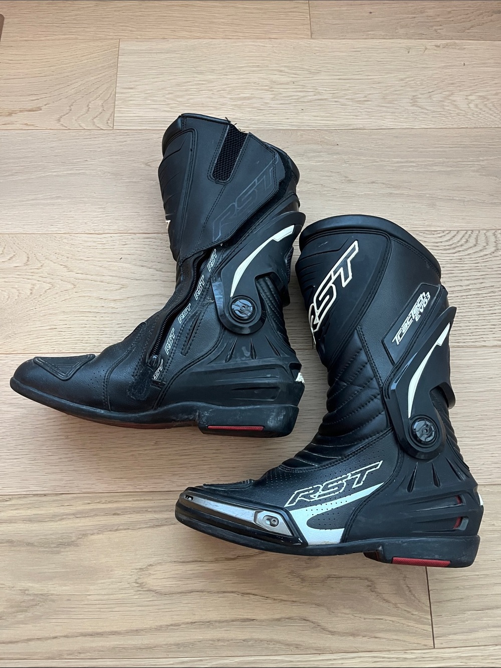🏍️ RST Tractech Evo 3 CE Motorcycle Boots US 9 (42)